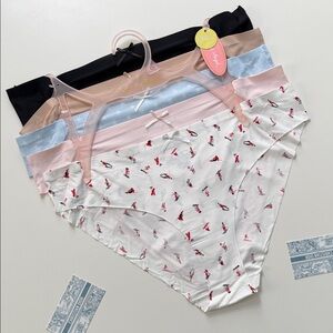 Spoiled Angel Apres Ski Printed Bikini Bottoms - Snowflake Blue, Black, Pink set